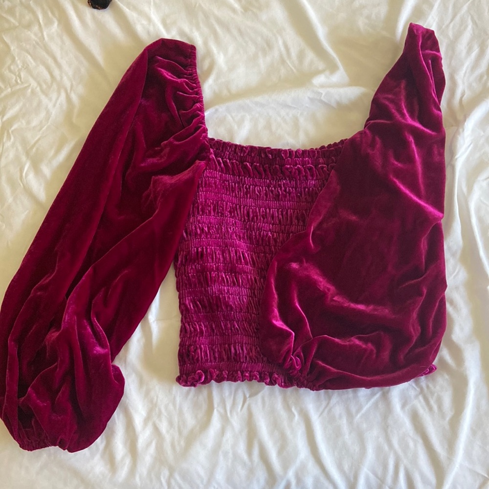 Anthropologie Velvet Smocked Puff-Sleeve Top in Berry - Picture 2 of 3